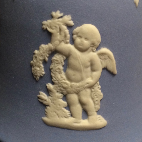 Vintage Wedgwood Jasperware Bell - Picture 4 of 8